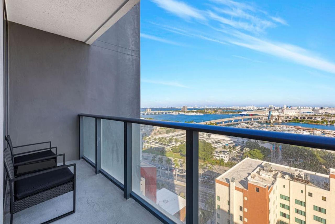 Corner Condo W/ Unrivaled Views Miami Exterior foto